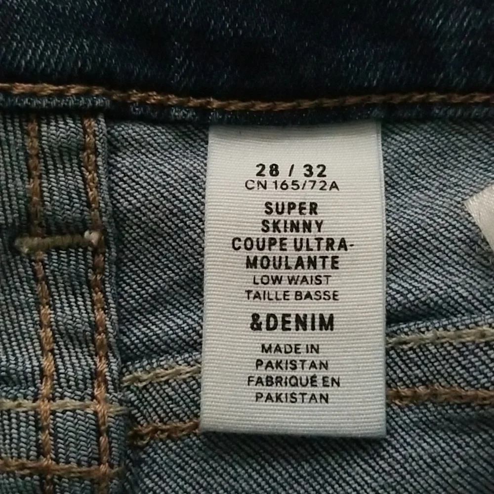 & Denim Super Skinny Low Waist Jeans